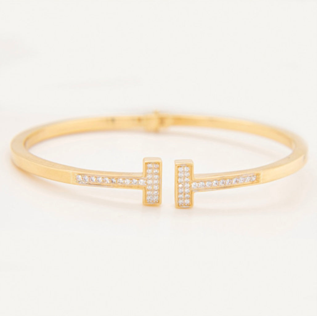 14k Gold Bangle 7.5in